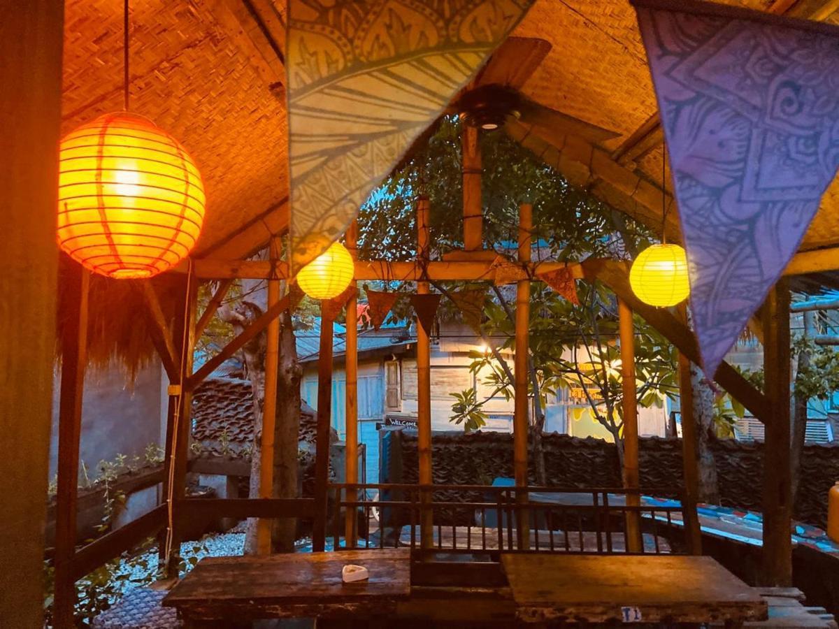 A Pousada Gili La Boheme Gili Trawangan Exterior foto